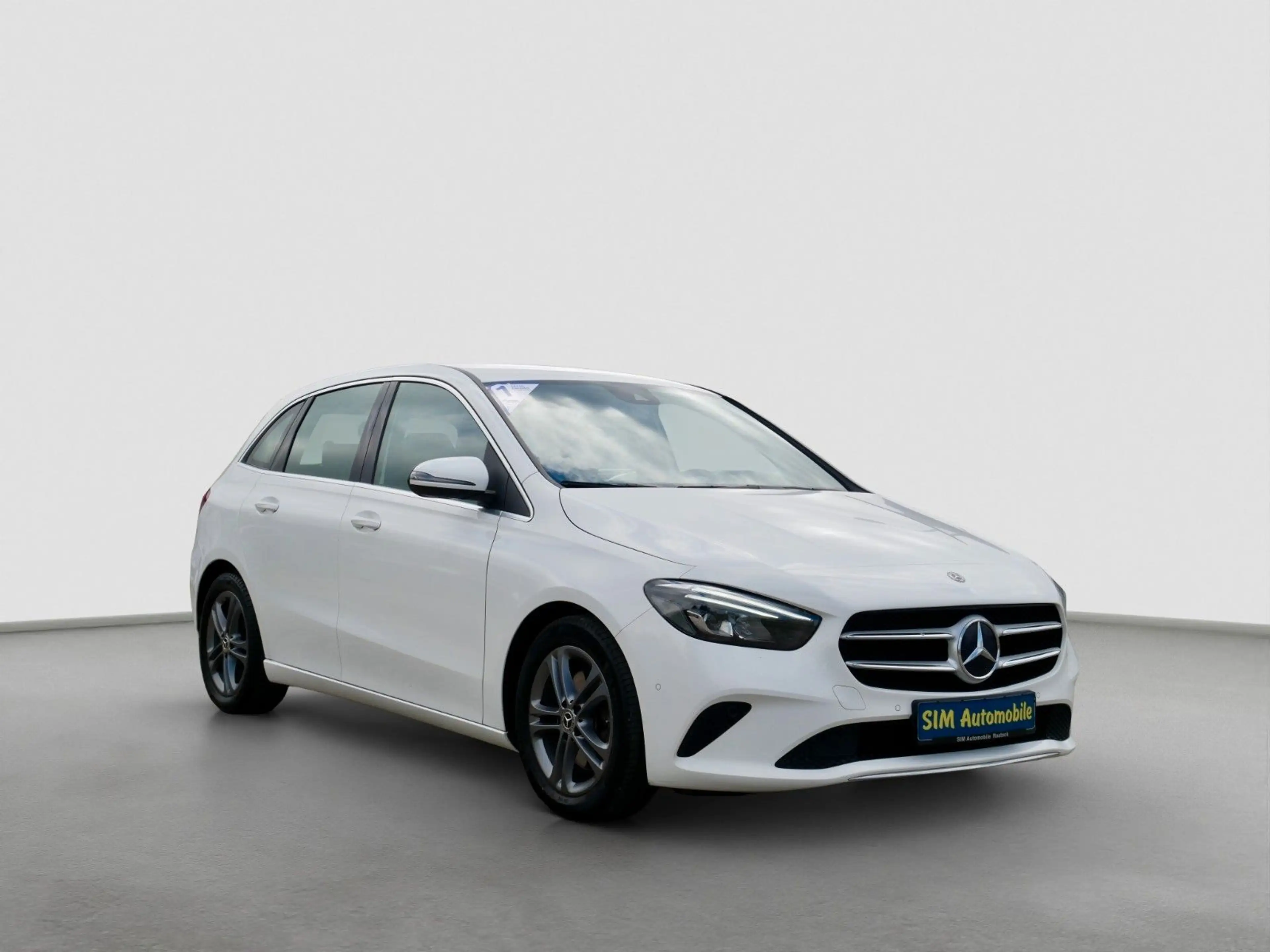 Mercedes-Benz B 220 4Matic+Webasto+Kamera+LED — photo 7