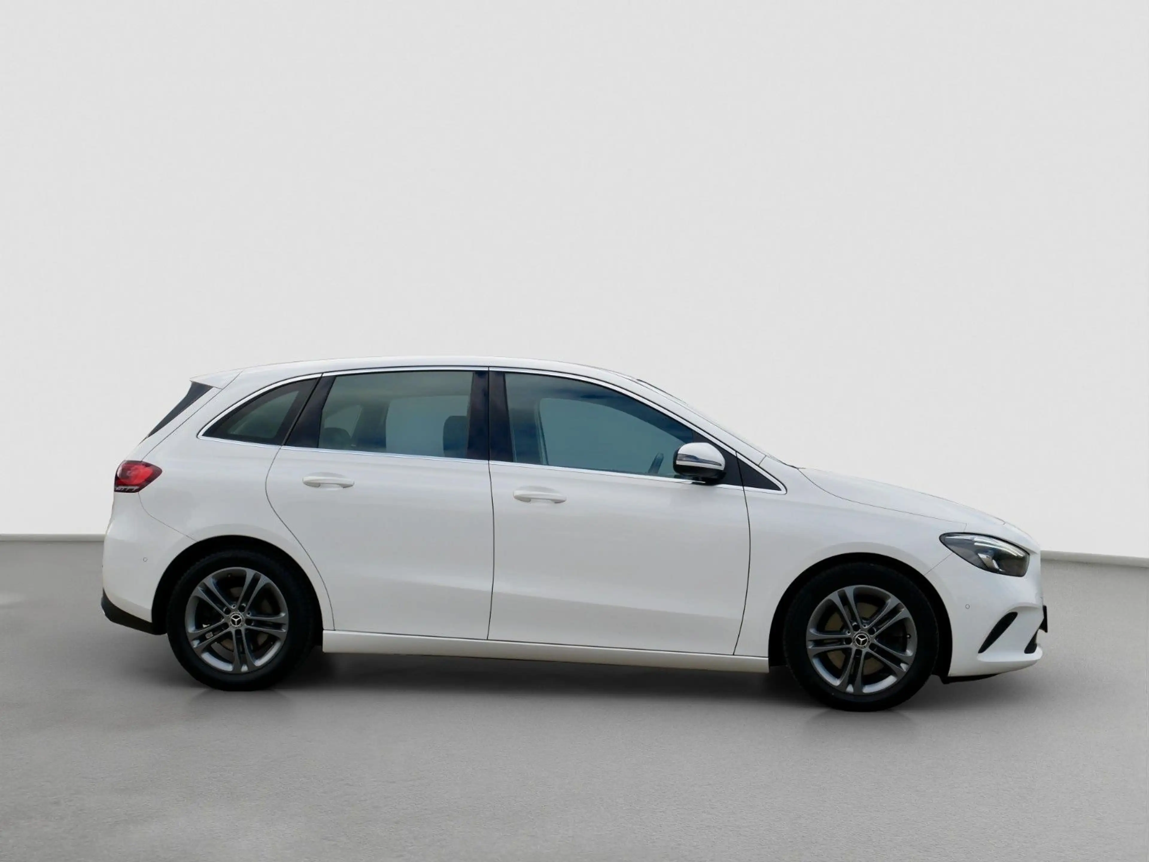 Mercedes-Benz B 220 4Matic+Webasto+Kamera+LED — photo 6