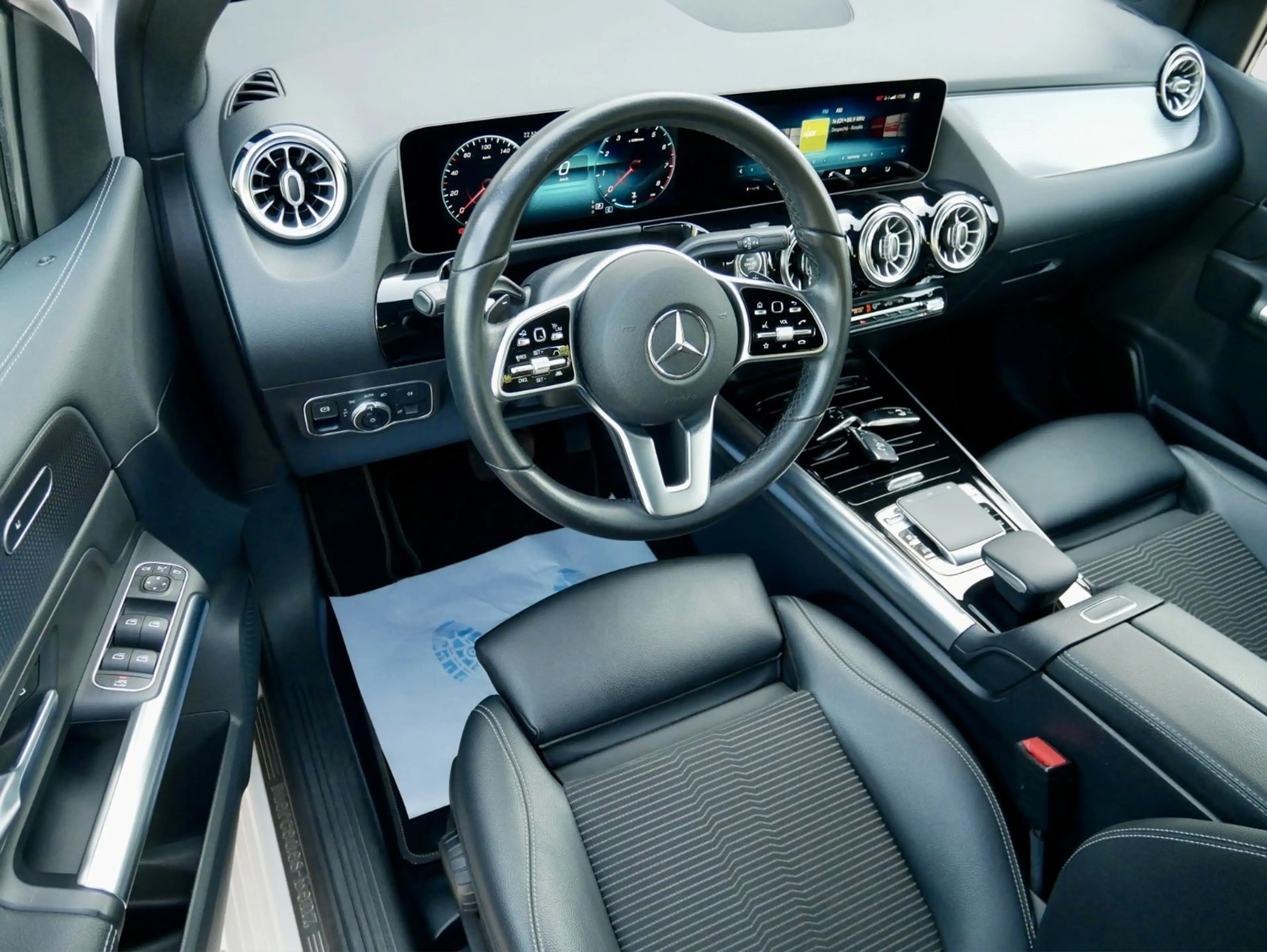 Mercedes-Benz B 220 4Matic+Webasto+Kamera+LED — photo 15