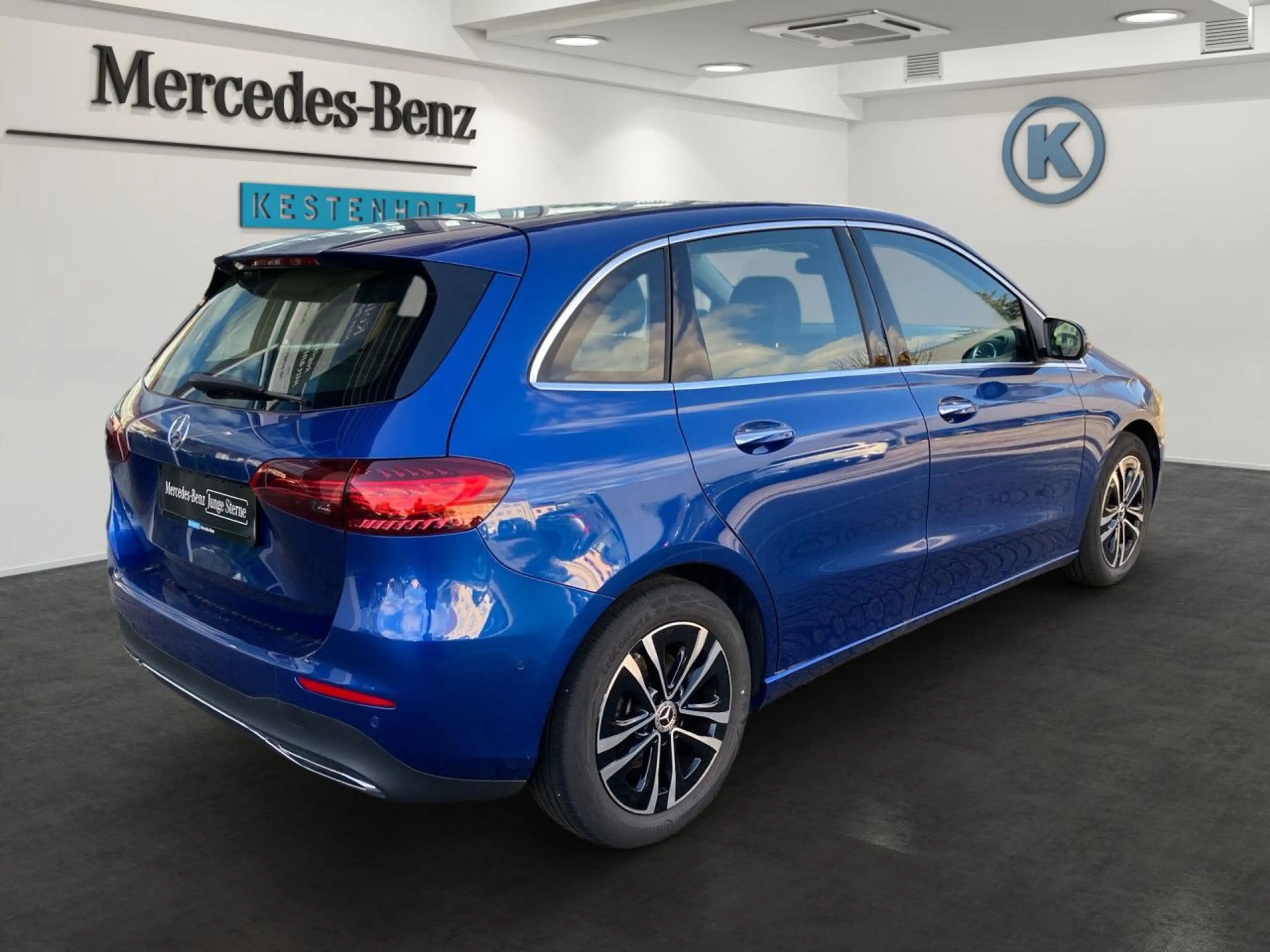 Mercedes-Benz B 220 d Progressive 360°+MEMORY+KEYLESS+DISTRO — photo 4