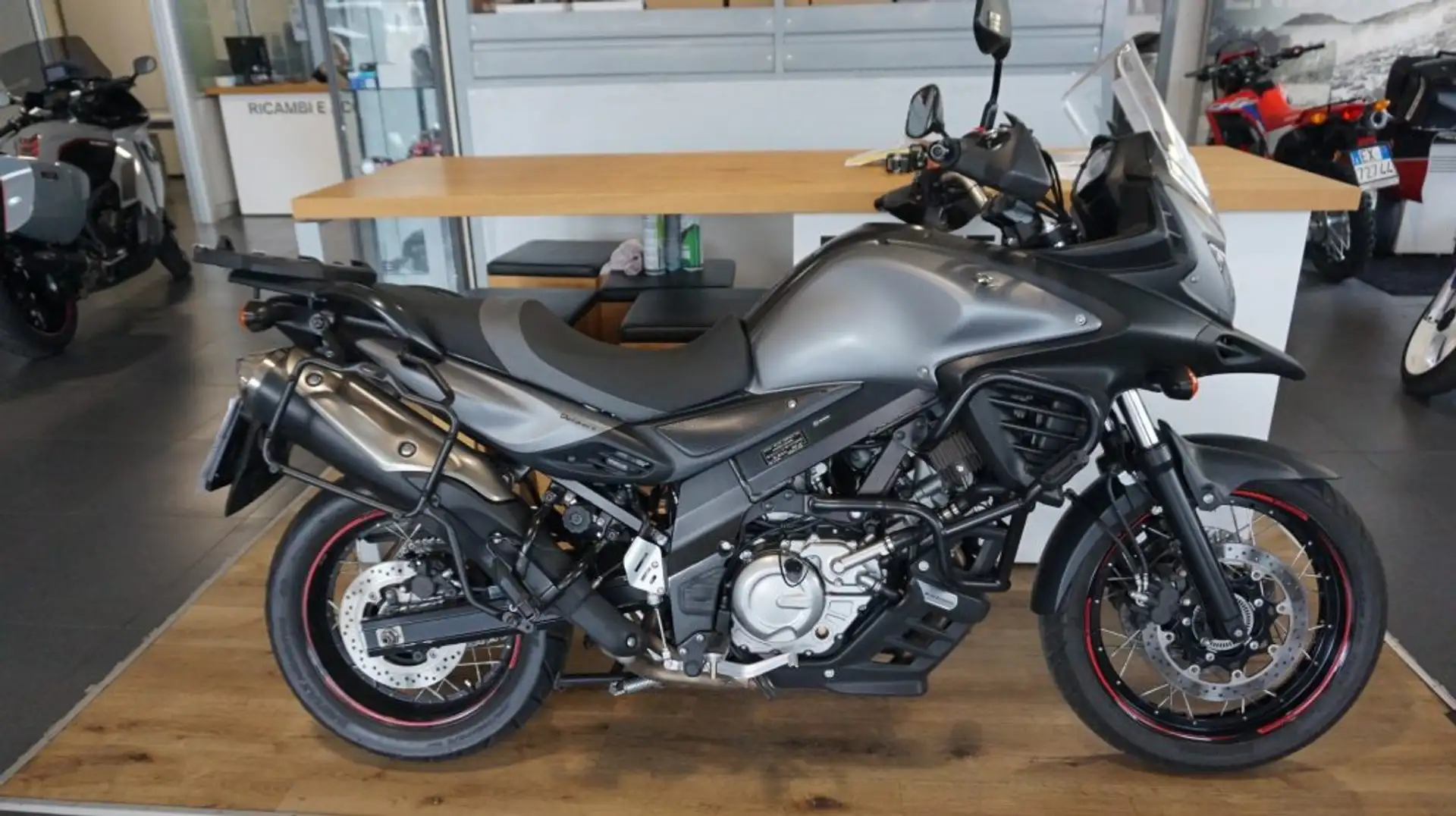 Suzuki V-Strom 650 XT ABS Gris - 2