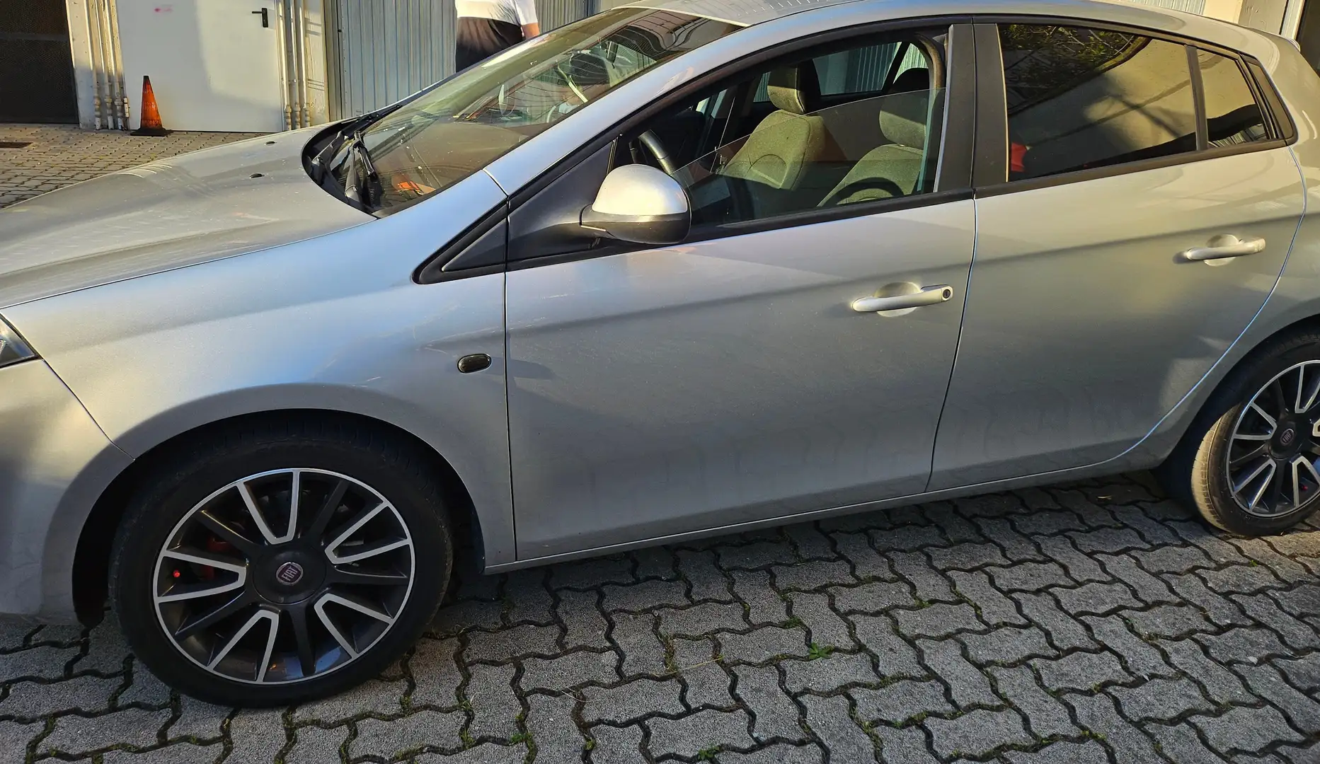 Fiat Bravo Bravo II 2007 1.6 mjt Chromo edition 120cv siva - 2