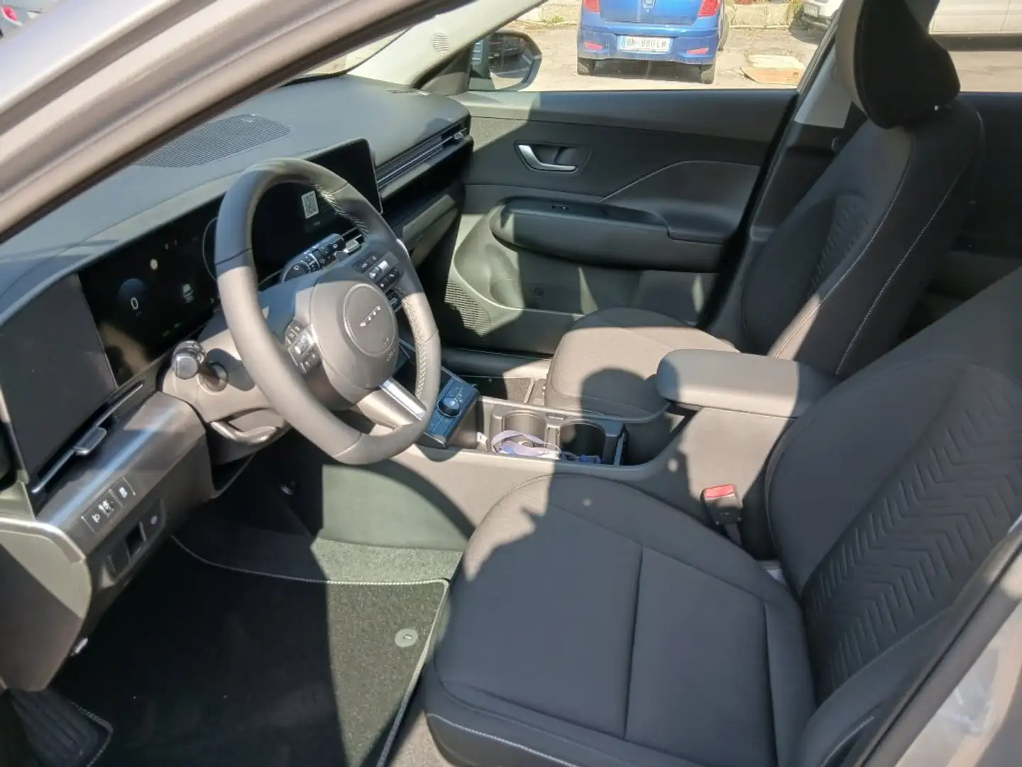 Hyundai KONA EV (SX2) GO 64,8 kWh k6eg2-PP1/P6-OO5 Silber - 2