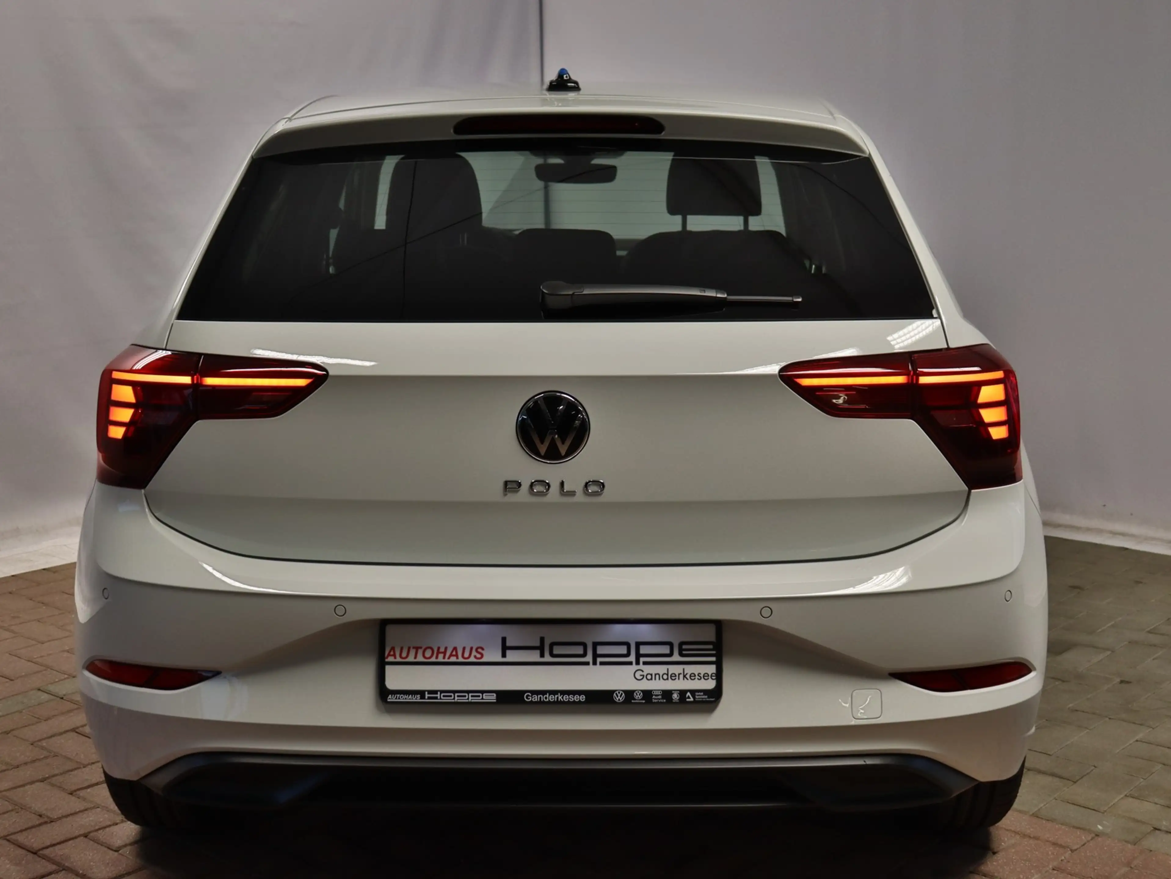 Volkswagen Polo Goal 1.0TSI+APP+NAVI+ACC+PDC+LED+SHZ — photo 8