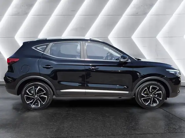 MG ZS view 5