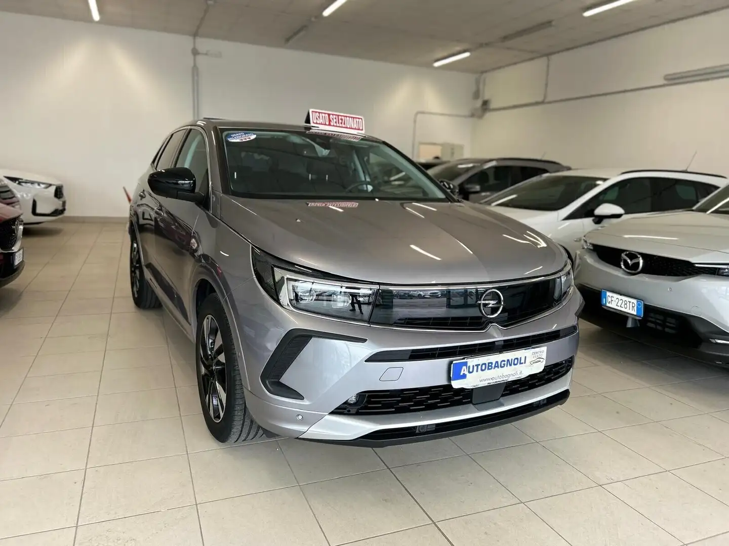 Opel Grandland X BUSINESS ELEGANCE 1.2 Turbo 130 CV SPOTICAR Grigio - 2