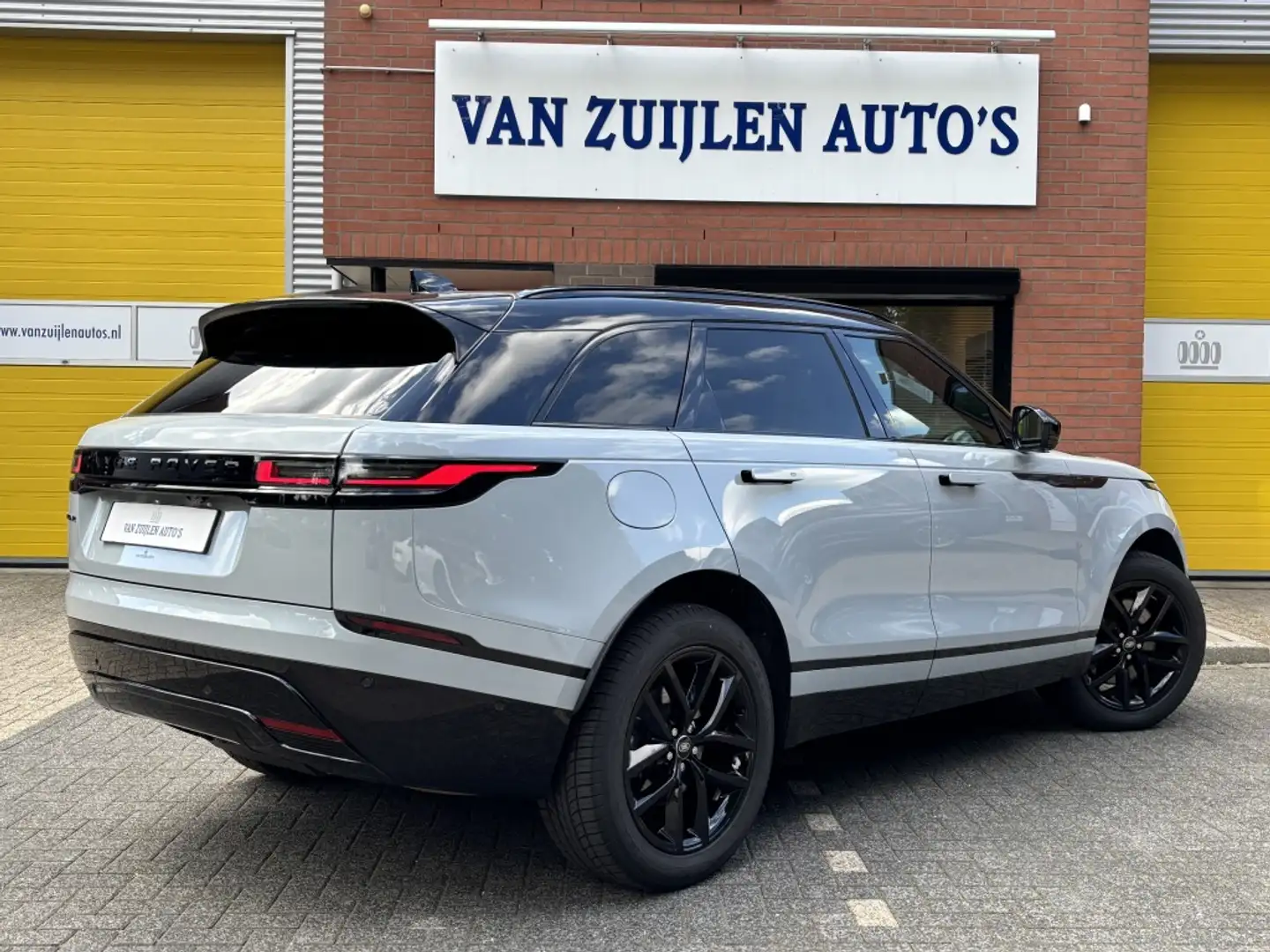 Land Rover Range Rover Velar Landrover P400e AWD Dynamic SE Black Pack Trekhaak Grigio - 2