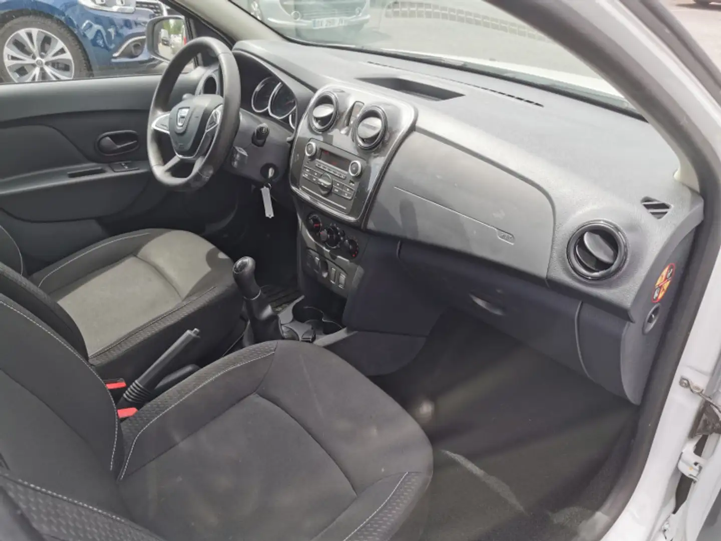 Dacia Sandero 1.0 SCE 75CH ESSENTIEL - 20 - 2