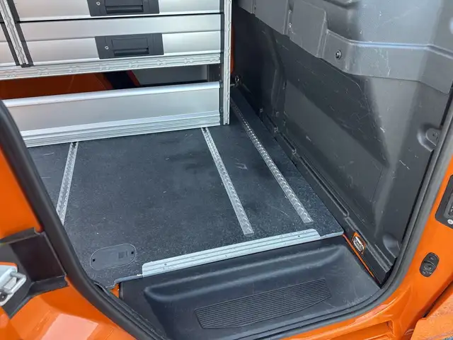 Volkswagen Caddy view 15