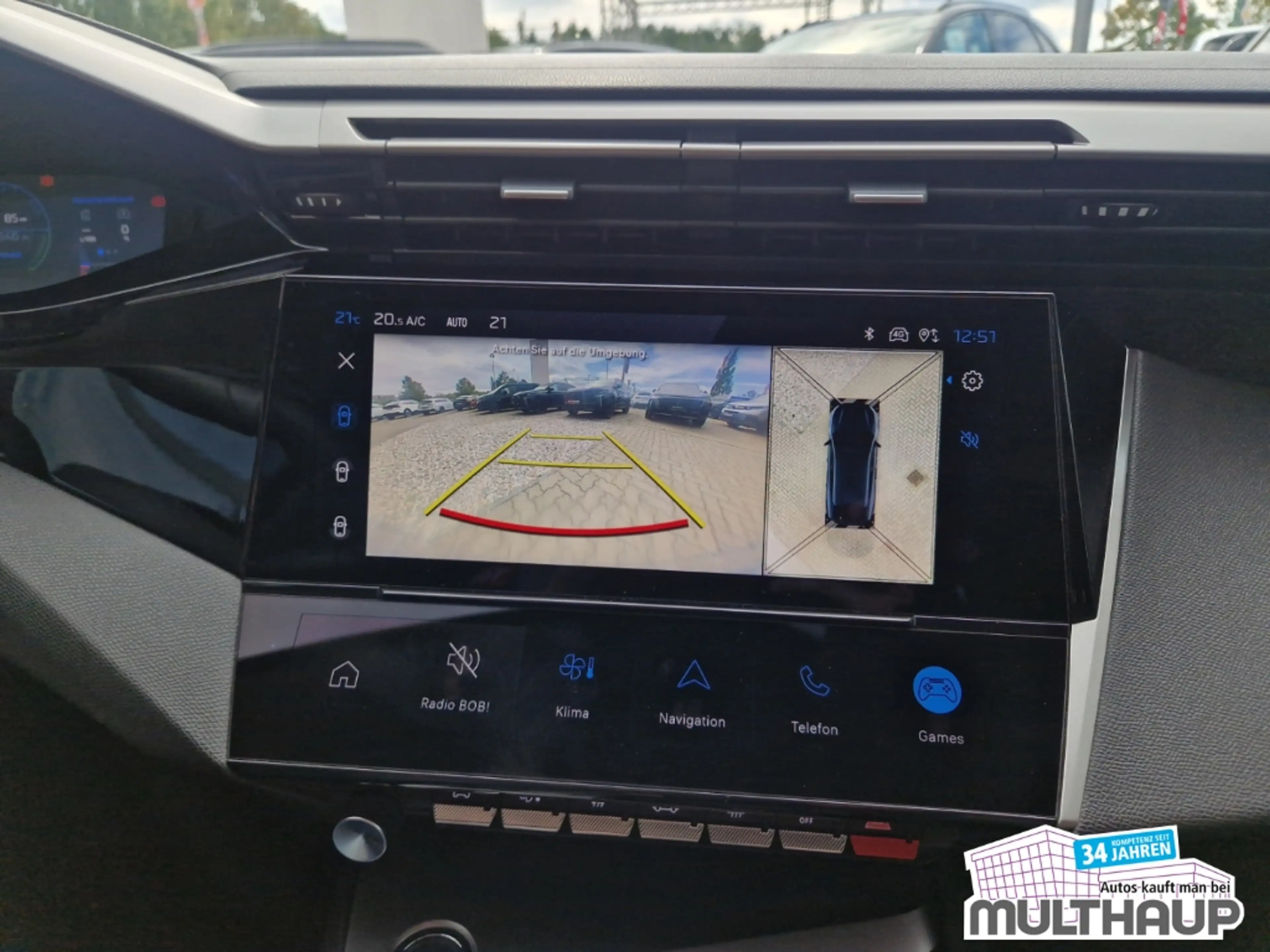 Peugeot 408 Hybrid 145 Allure LED 360 Kamera — photo 10