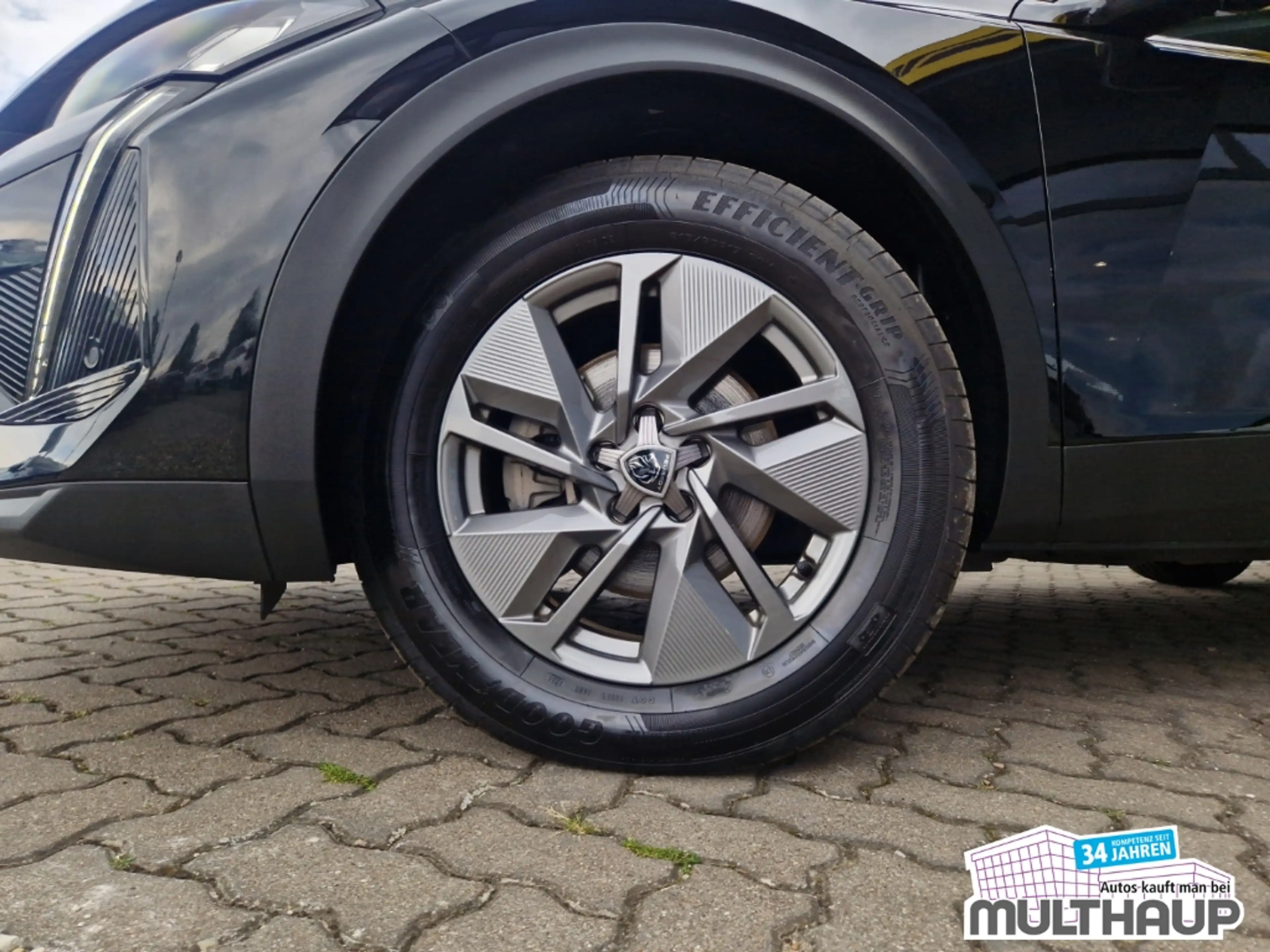 Peugeot 408 Hybrid 145 Allure LED 360 Kamera — photo 2