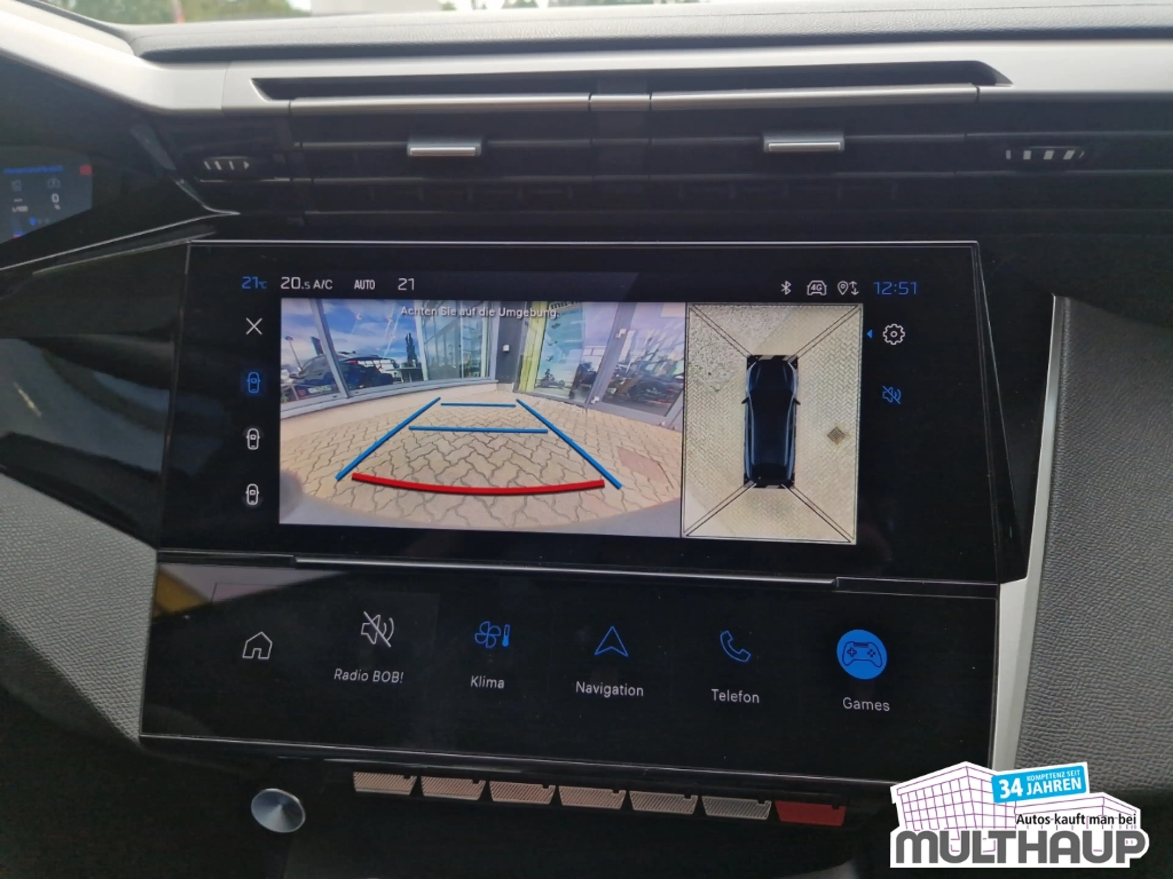 Peugeot 408 Hybrid 145 Allure LED 360 Kamera — photo 11