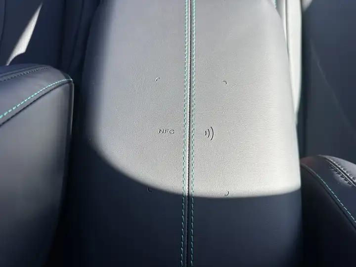 BYD Seal U DM-i COMFORT 2026, foto 21