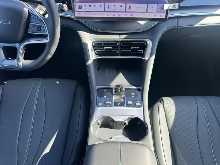 BYD Seal U DM-i COMFORT 2026, foto 20