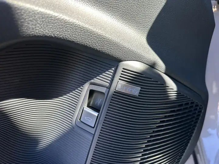 BYD Seal U DM-i COMFORT 2026, foto 9