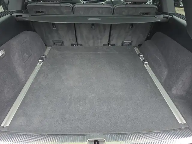 Audi Q7 60 TFSI e quattro S line Ansicht 12