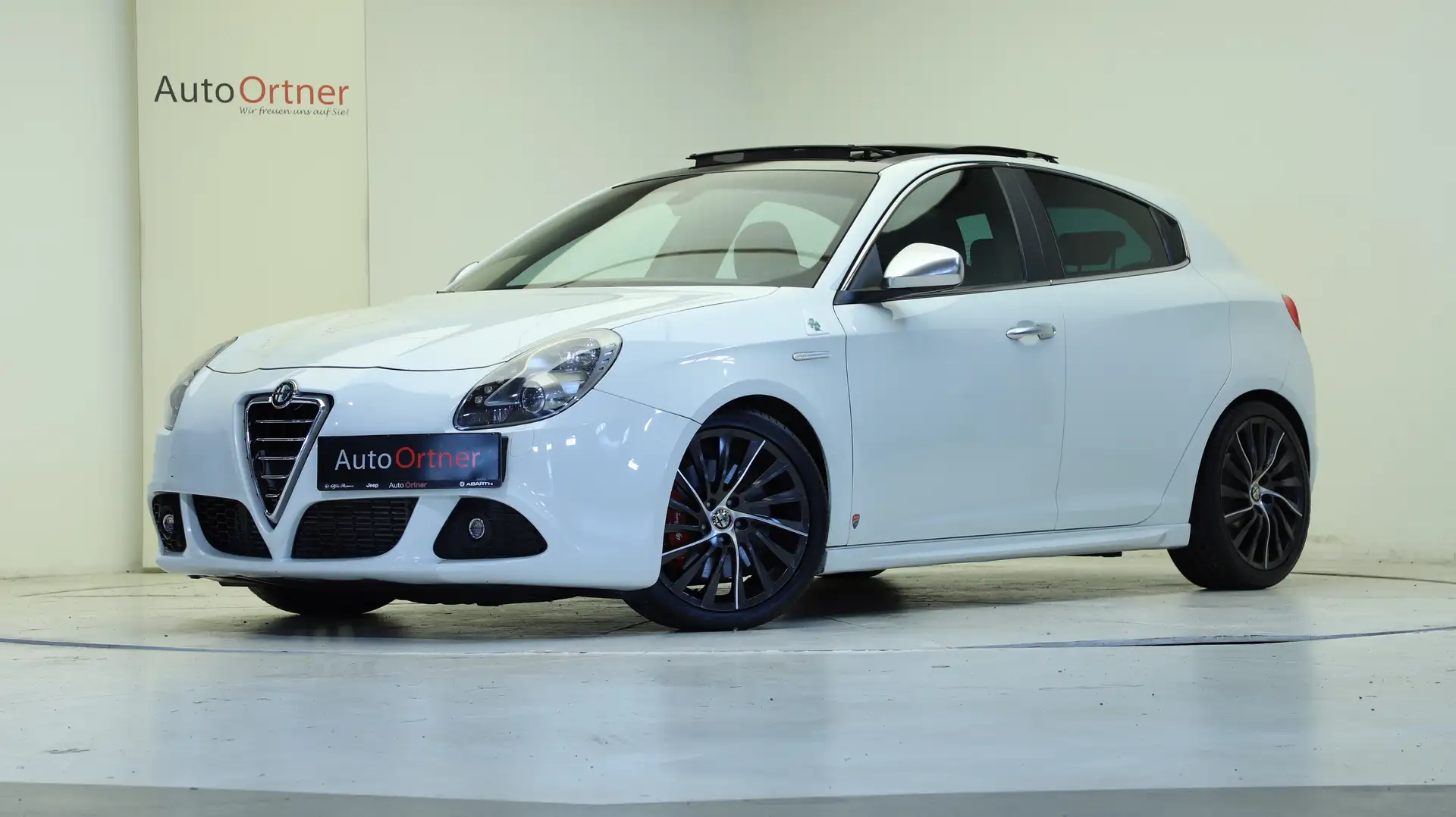 Alfa Romeo Giulietta Quadrifoglio Verde 3 Jahre Garantie Blanc - 1