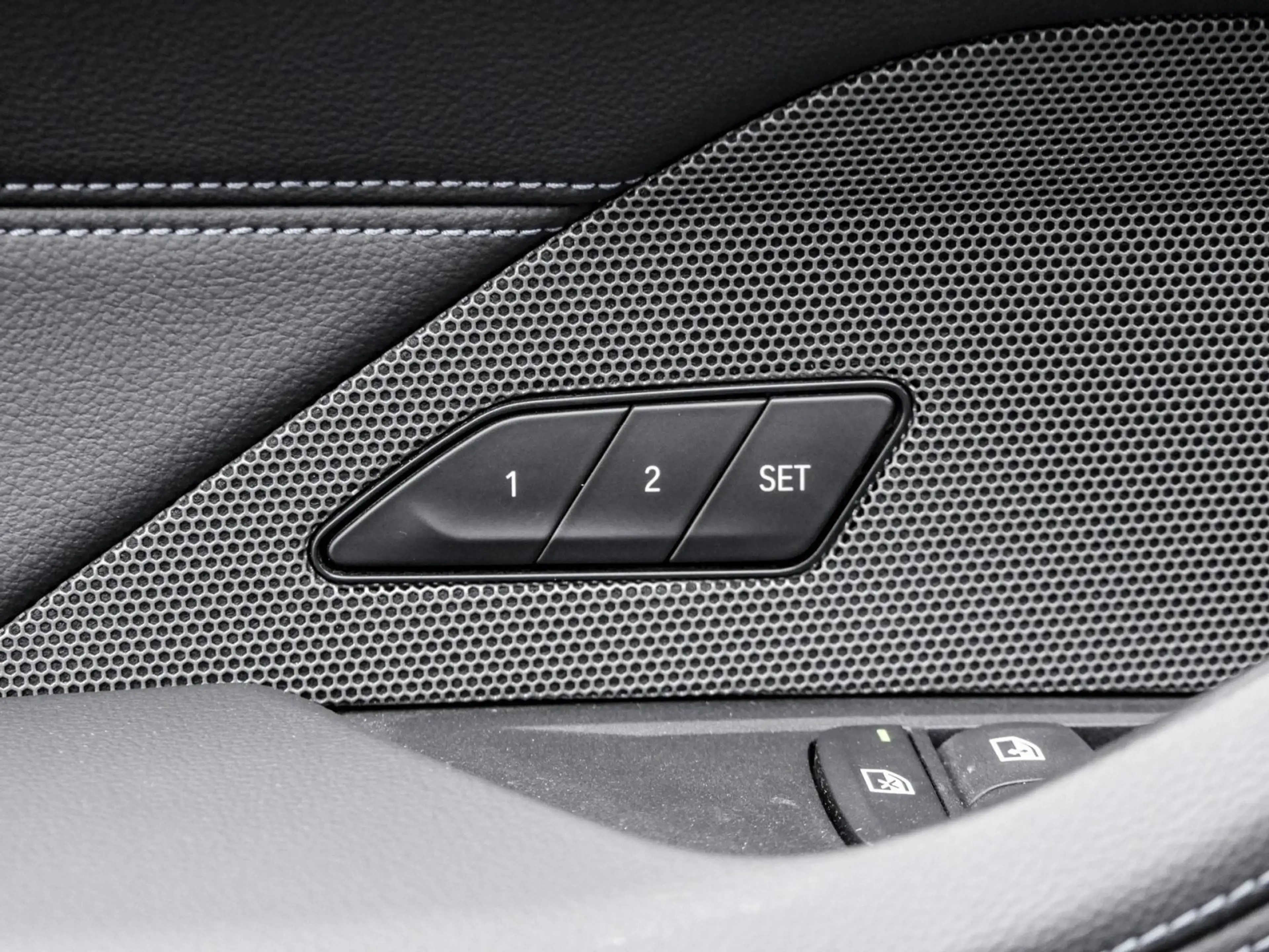 BMW i4 M60 M SPORT PRO+H/K+HuD+DA PROF+360°+AHK — photo 15
