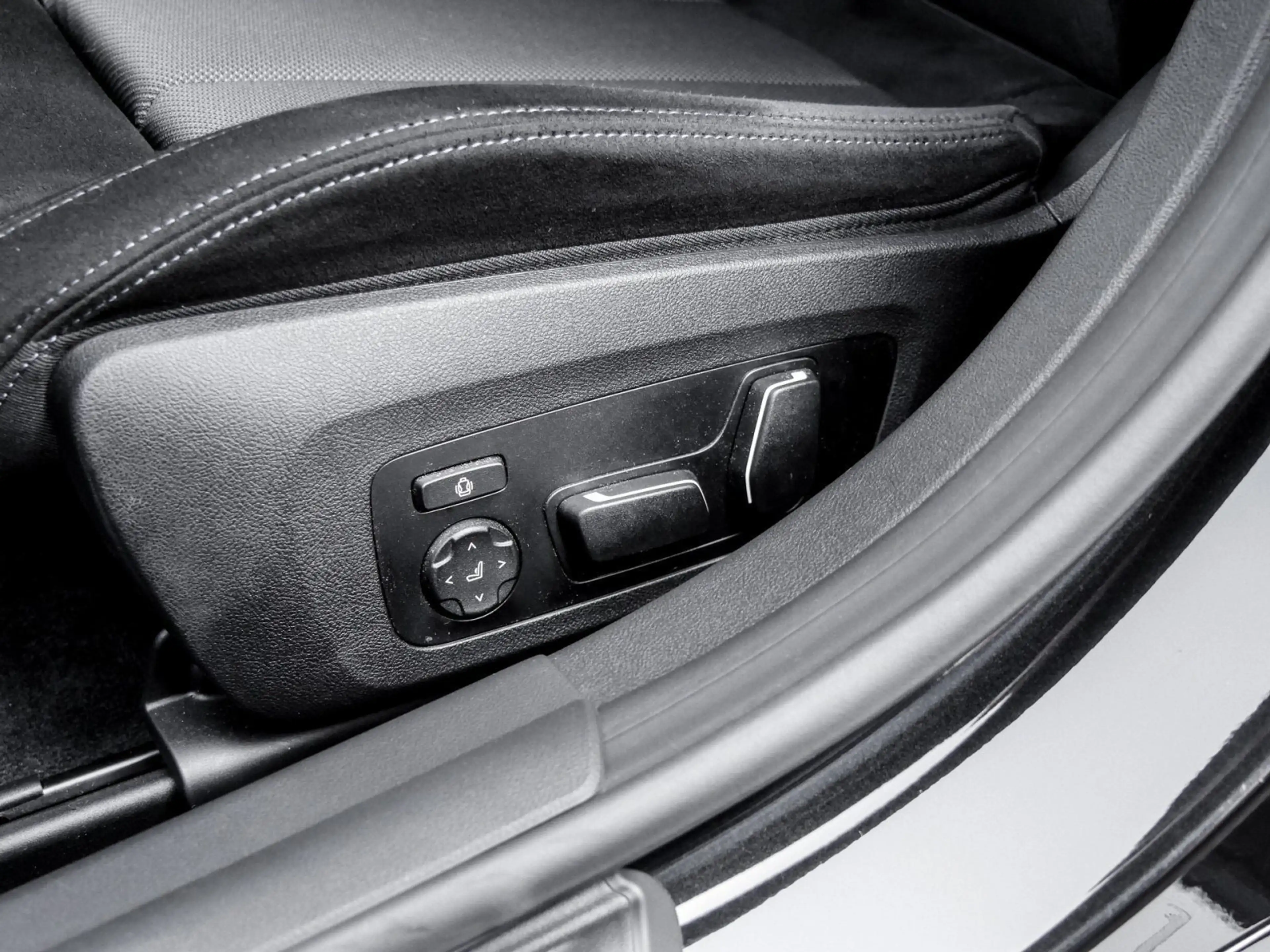 BMW i4 M60 M SPORT PRO+H/K+HuD+DA PROF+360°+AHK — photo 14