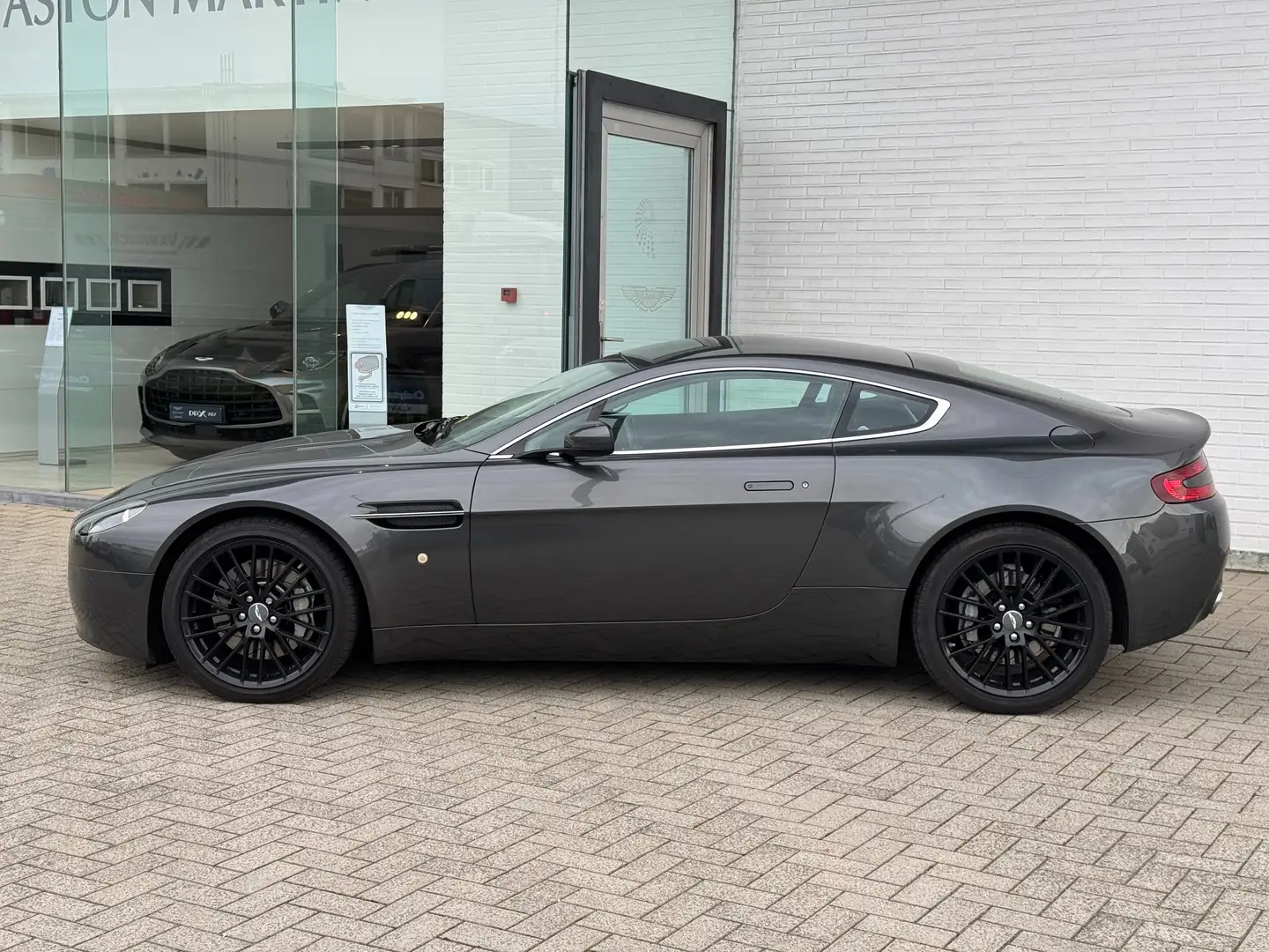 Aston Martin V8 V8 Vantage Sportshift Silber - 2
