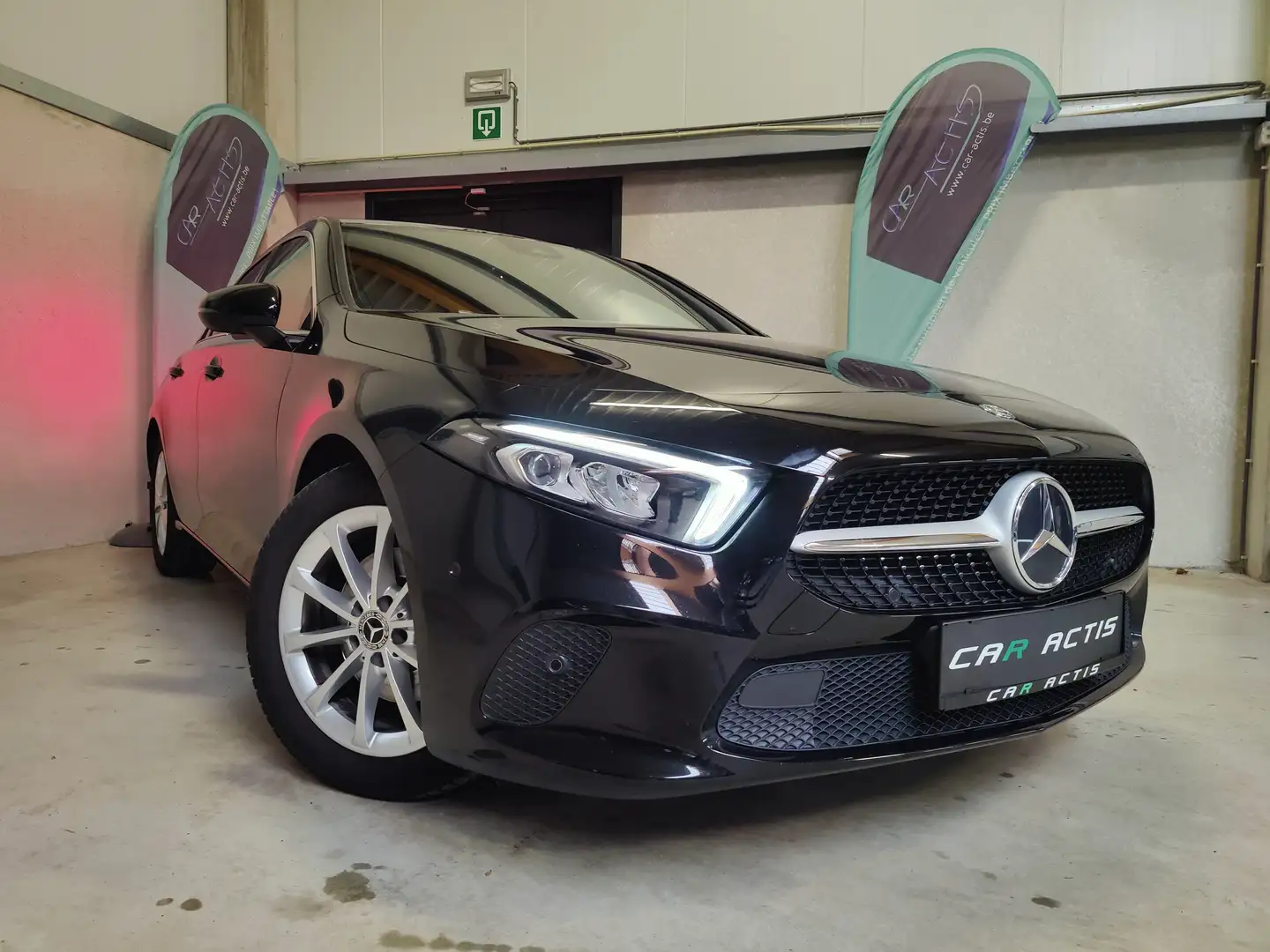 Mercedes-Benz A 200 A 200 d Business GPS - LED - CAPT AV/ARR - SIEG.CH Zwart - 1