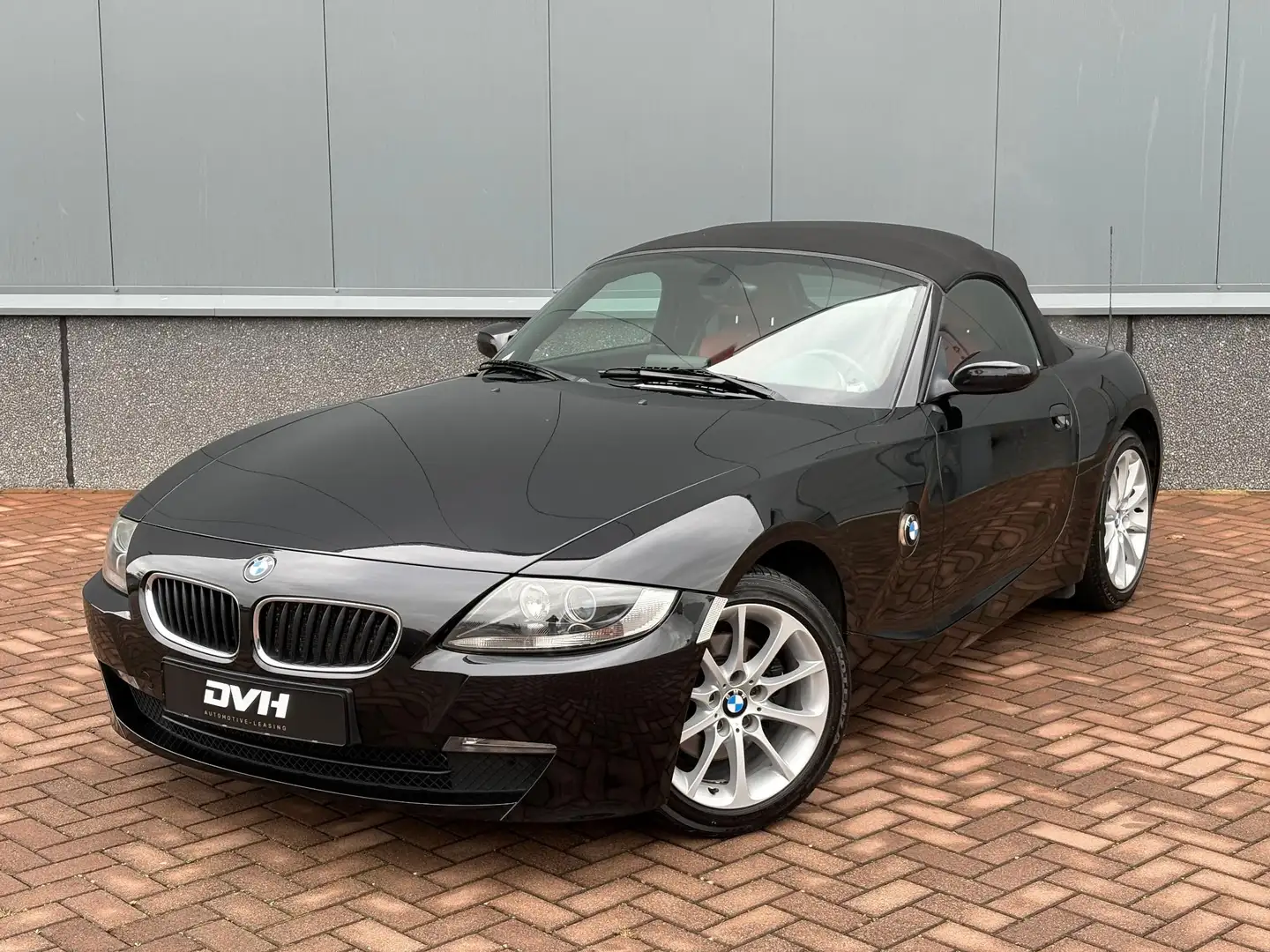 BMW Z4 Roadster 2.5si Executive Zwart - 2