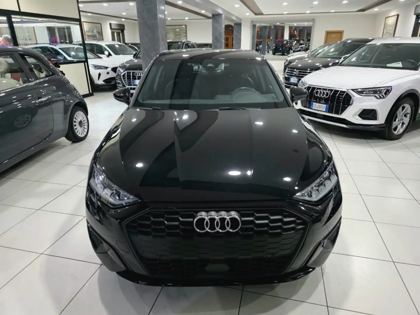 Audi A3 NEW SportBack 30 2.0 TDI 115CV Pelle Navi Business Noir - 2