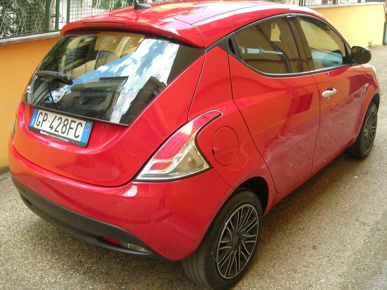 Lancia Ypsilon 2023