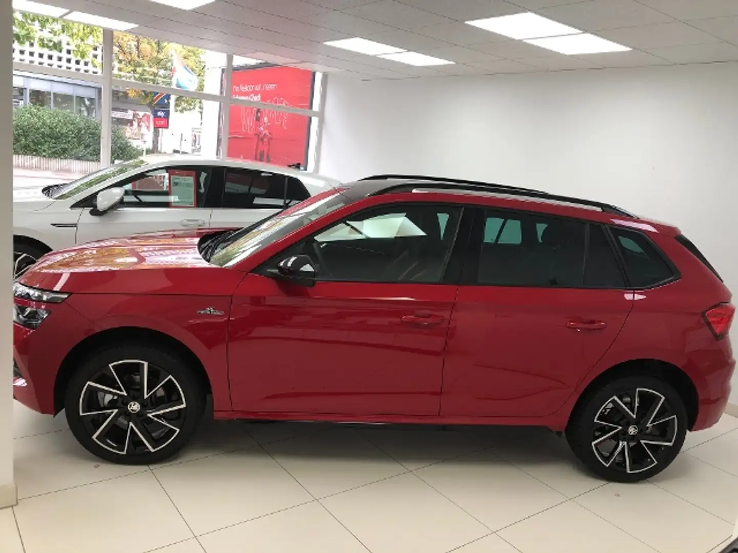 Skoda Kamiq 1.5 TSI DSG Monte Carlo Rot - 2