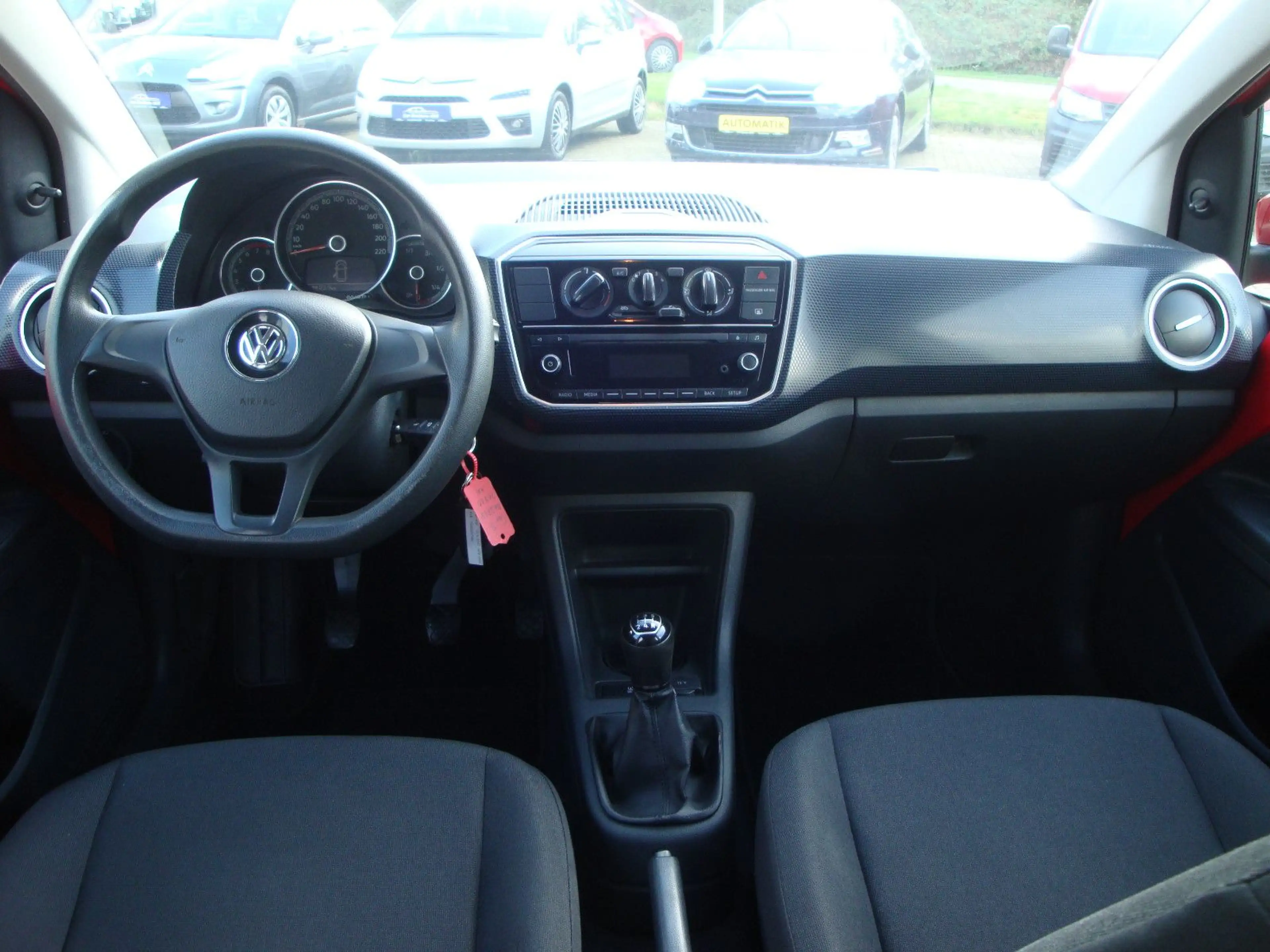 Volkswagen up! move up! — photo 10
