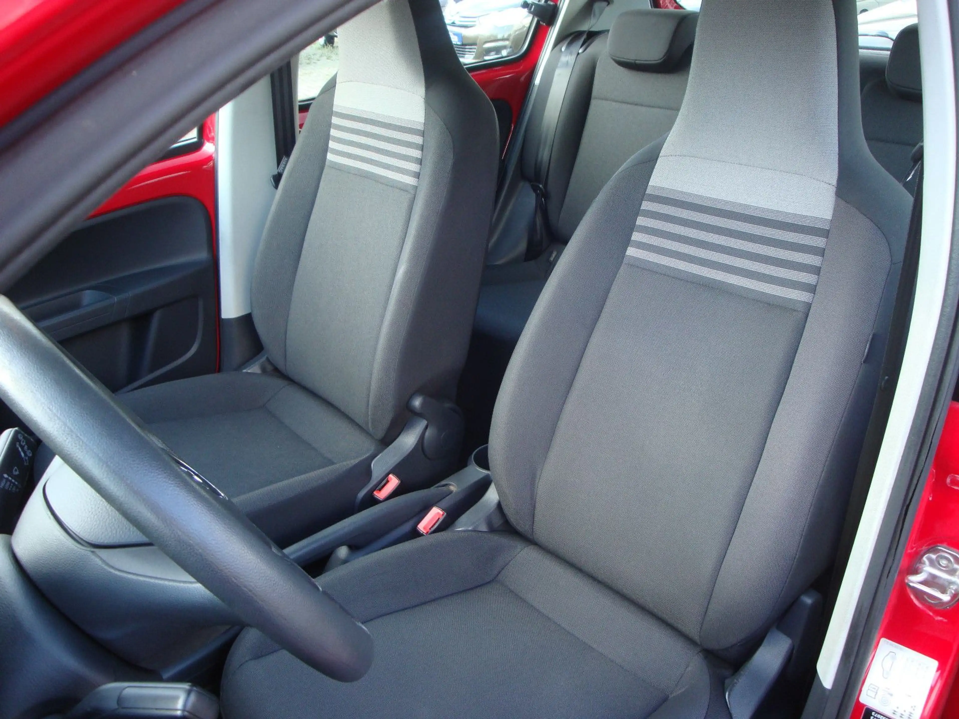 Volkswagen up! move up! — photo 11