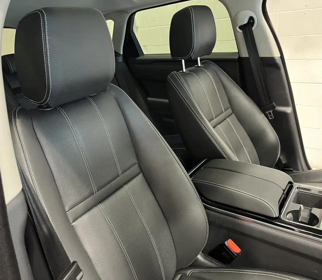 Land Rover Range Rover Velar снимка Land Rover Range Rover Velar