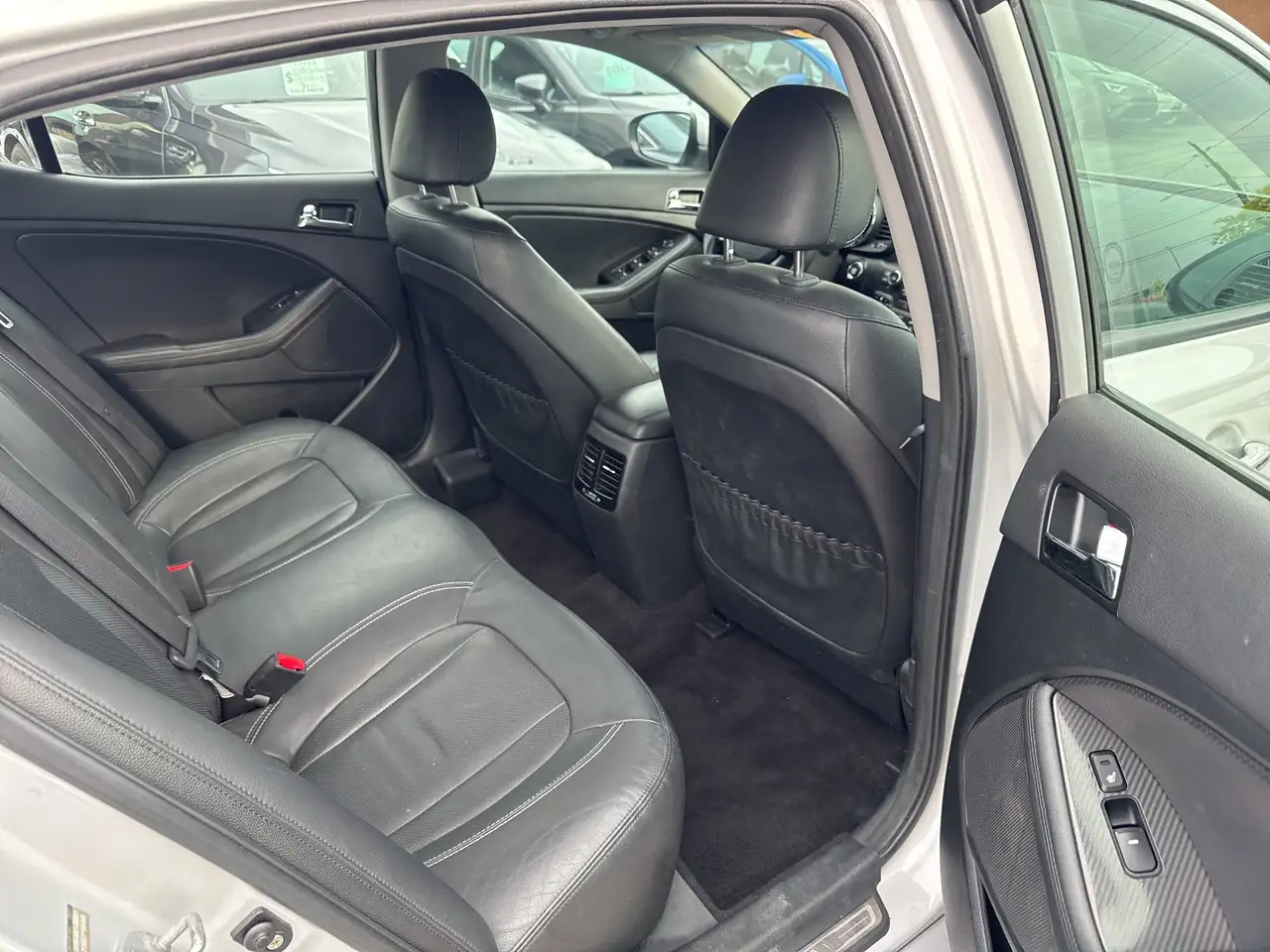 Kia Optima снимка Kia Optima