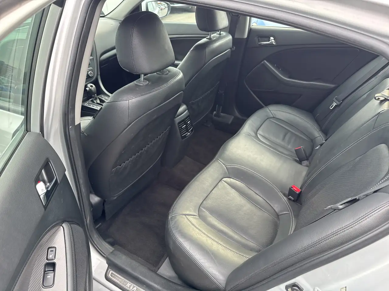 Kia Optima снимка Kia Optima