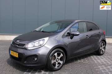 1.2 CVVT Design Edition 3de eigenaar slechts 68229