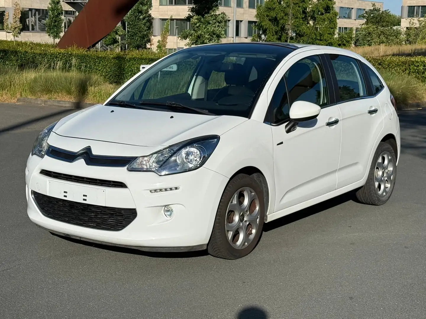 Citroen C3 1.4i Exclusive - 1