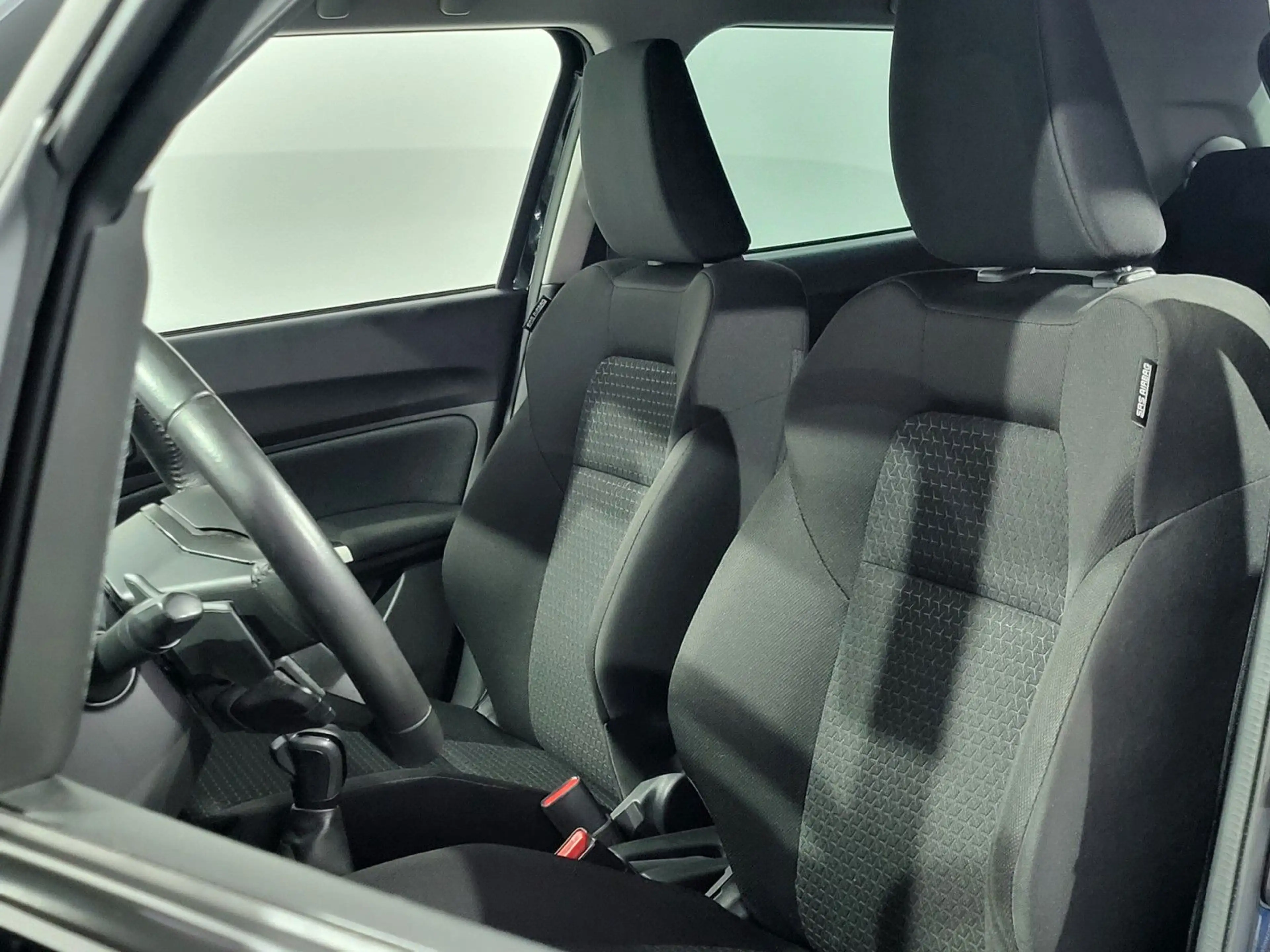 Suzuki Swift Comfort+*KAMERA*SHZ*CARPLAY* — photo 13