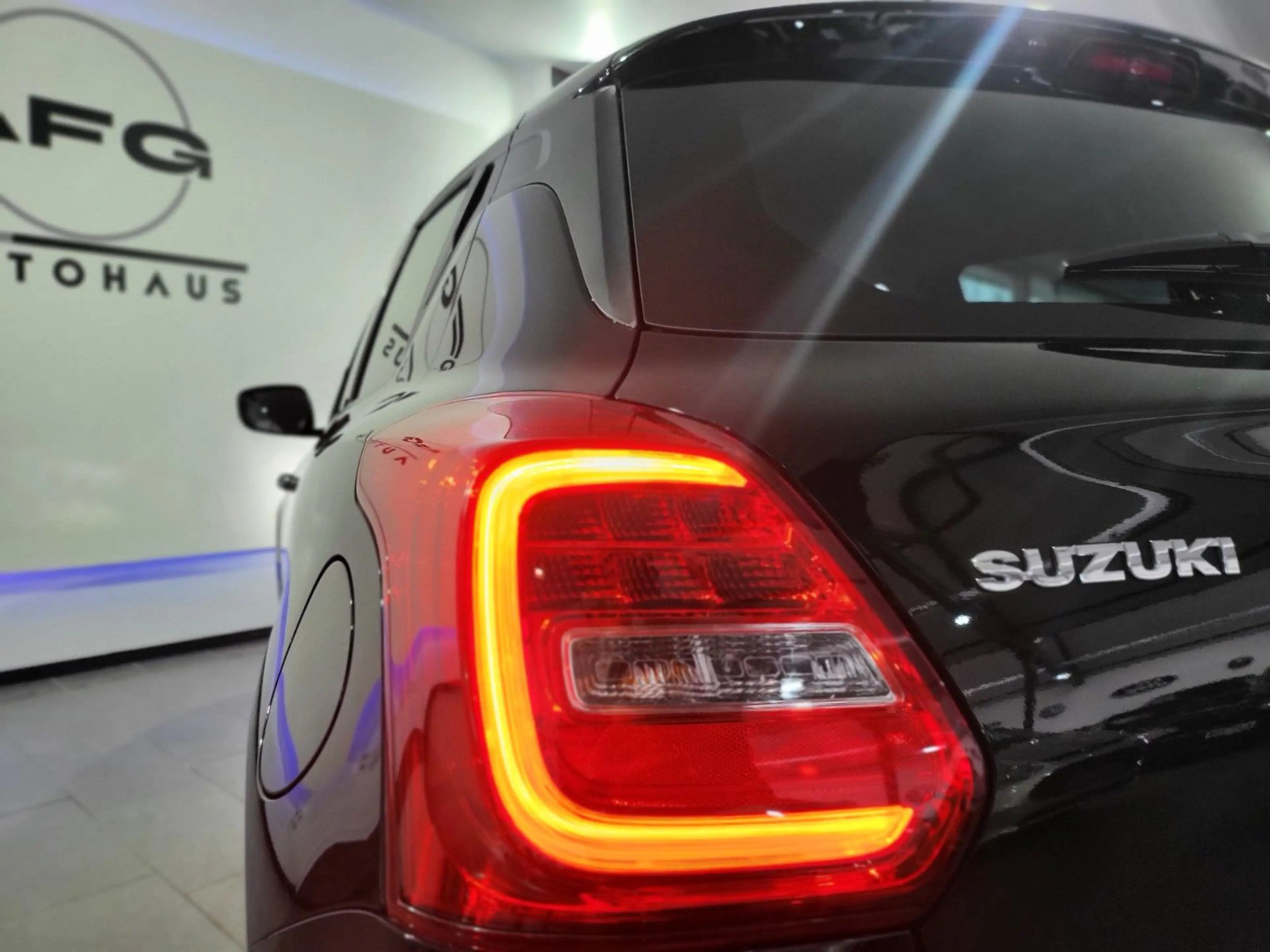 Suzuki Swift Comfort+*KAMERA*SHZ*CARPLAY* — photo 10