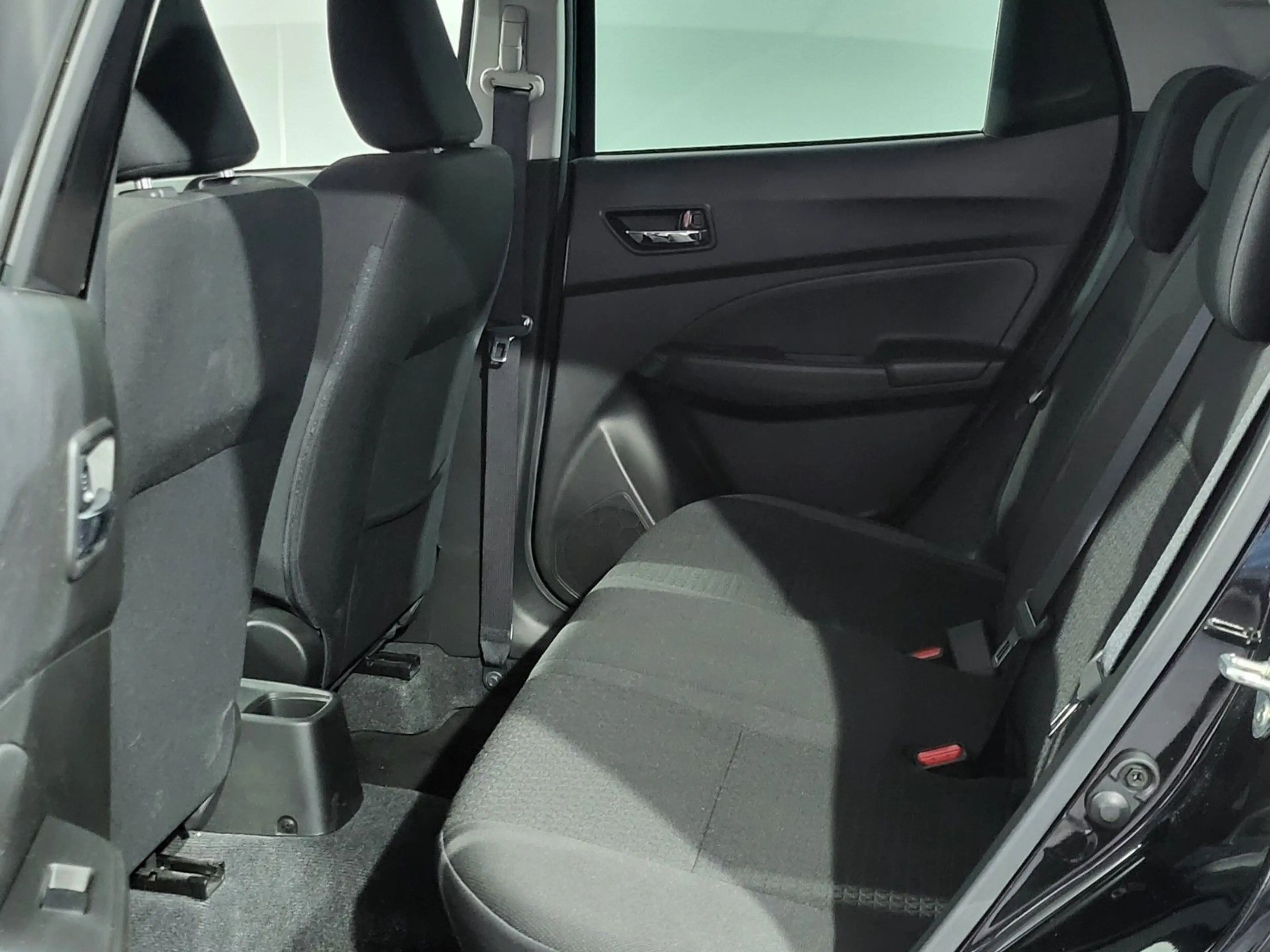 Suzuki Swift Comfort+*KAMERA*SHZ*CARPLAY* — photo 14