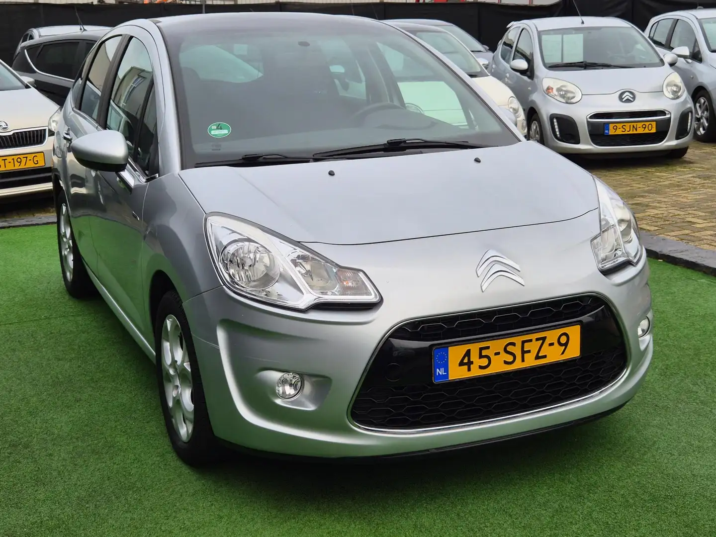 Citroen C3 1.6 VTi Exclusive AUTOMAAT NAP! Gris - 2