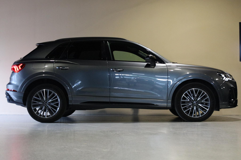 Audi Q3 45 TFSI e S edition |Gevlakt stuur |Sfeerverlichti — photo 26
