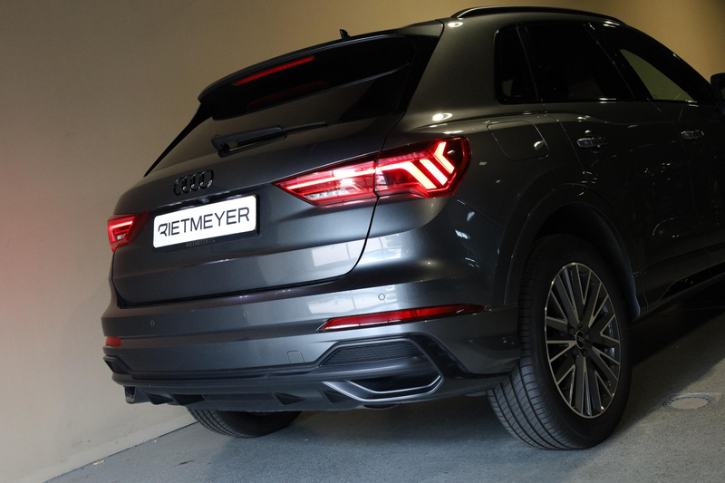 Audi Q3 45 TFSI e S edition |Gevlakt stuur |Sfeerverlichti — photo 38