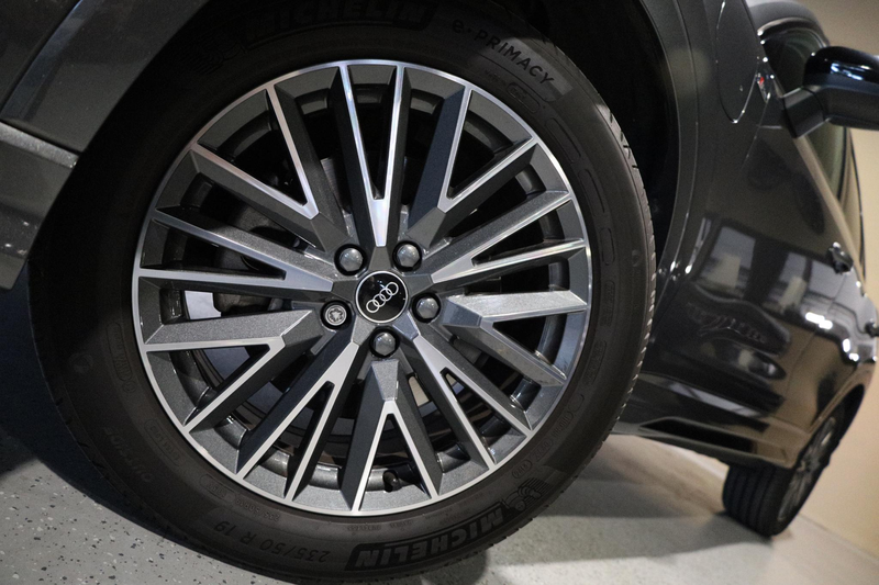 Audi Q3 45 TFSI e S edition |Gevlakt stuur |Sfeerverlichti — photo 37