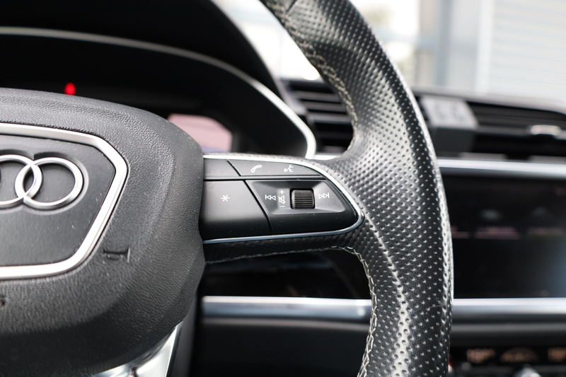 Audi Q3 45 TFSI e S edition |Gevlakt stuur |Sfeerverlichti — photo 29