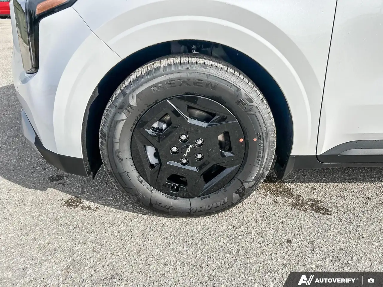 Kia Carnival снимка Kia Carnival