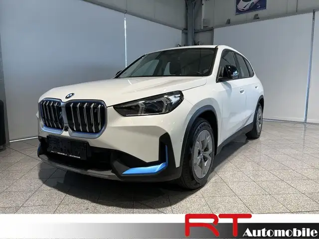 BMW iX1 xDrive30e 4x4