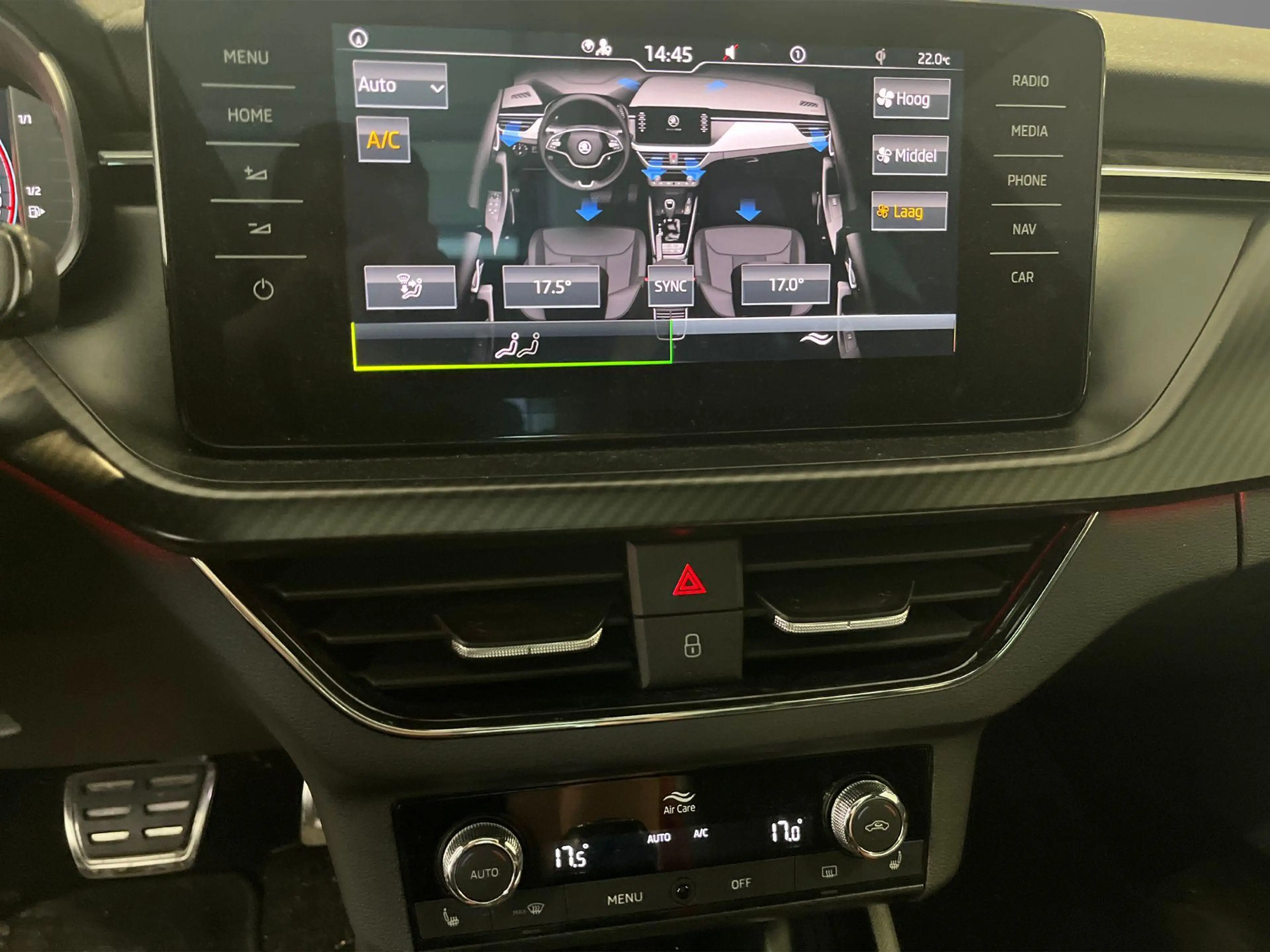 Skoda Kamiq 1.0 TSI 110pk DSG Sport Business · Camera · Panora — photo 13