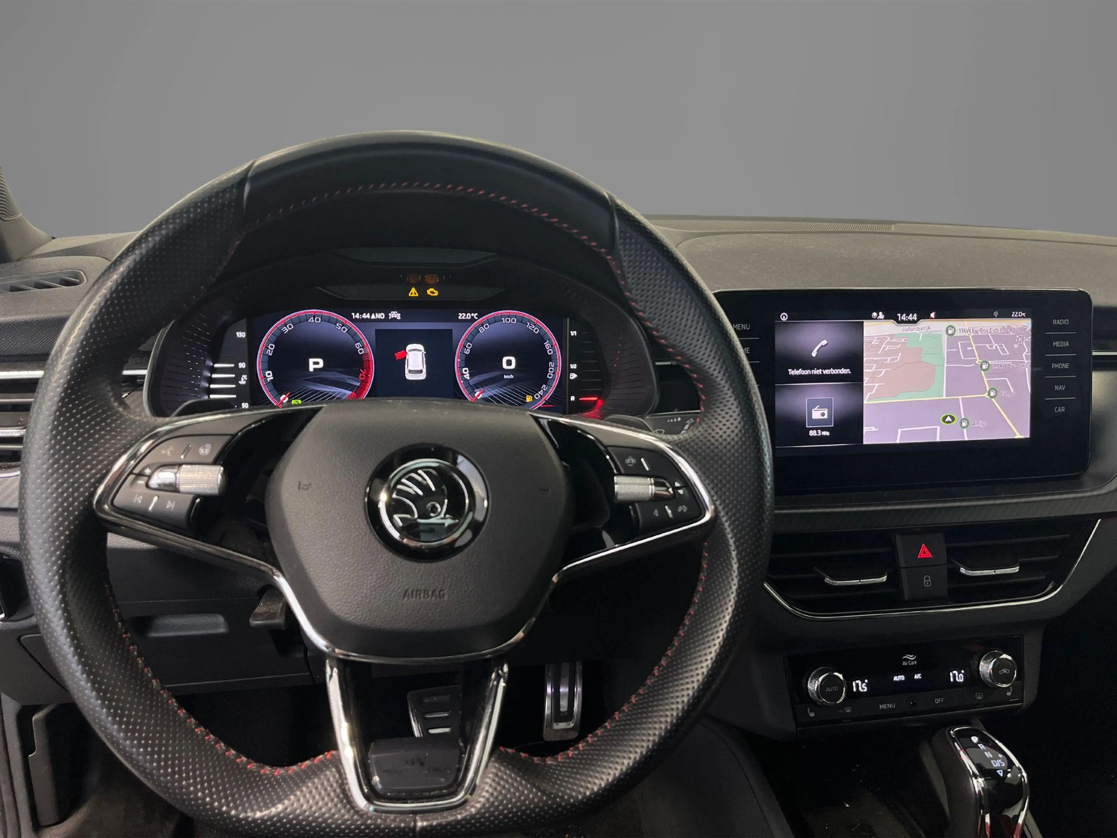 Skoda Kamiq 1.0 TSI 110pk DSG Sport Business · Camera · Panora — photo 11