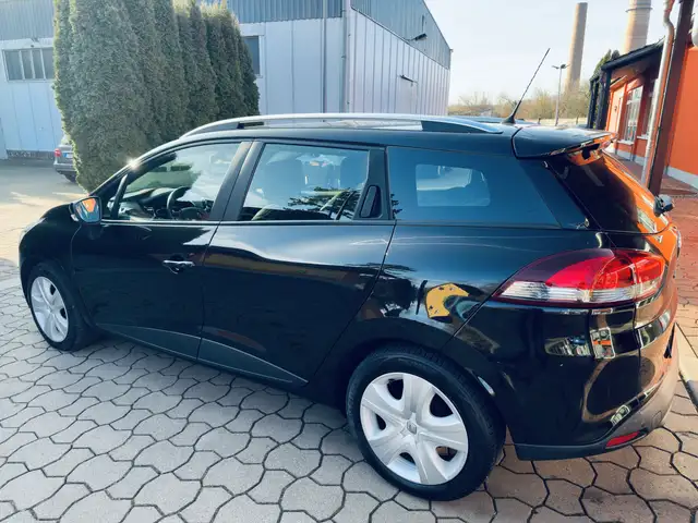 Renault Clio view 6