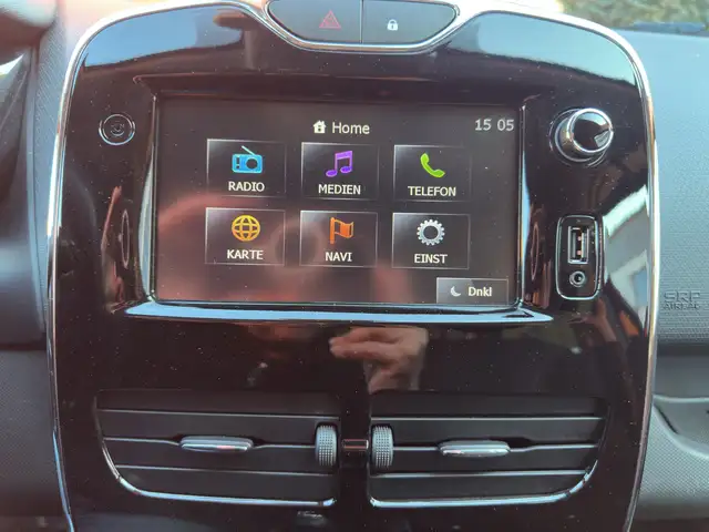 Renault Clio view 8